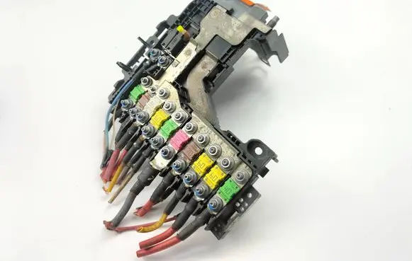 Citroen DS5 Fuse module 9665878380