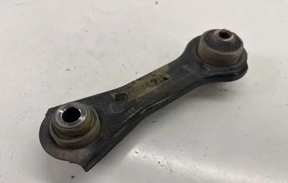 Chrysler Pacifica Rear control arm 68218020AD