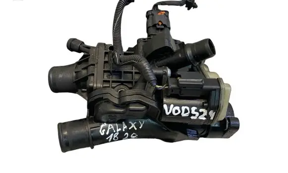 Thermostat/thermostat housing