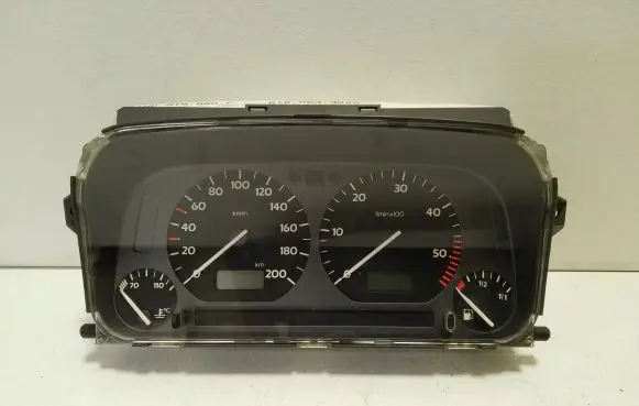 Volkswagen Golf III Speedometer (instrument cluster) 1H0919860F