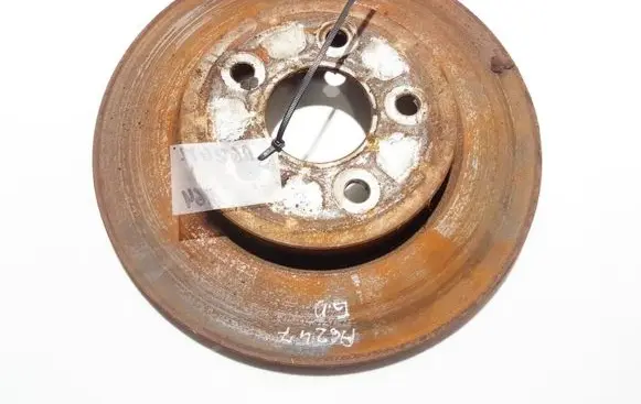 Ford Mondeo Mk III Rear brake disc neventiliuojamas