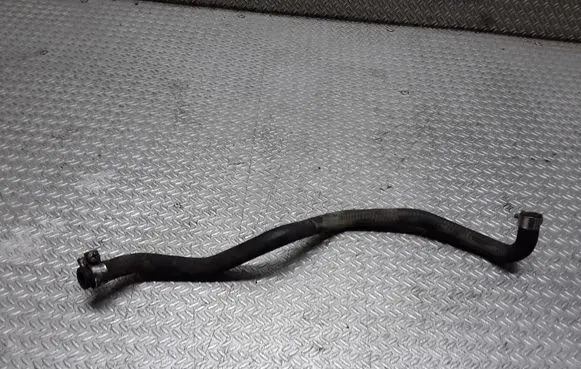 Mercedes-Benz Sprinter W901 W902 W903 W904 Engine coolant pipe/hose