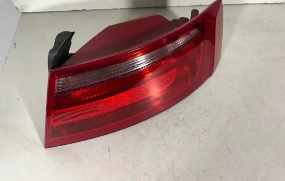 Audi A5 8T 8F Rear/tail lights 8TO945096 8T0945096