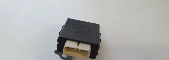 Toyota Avensis T270 Door control unit/module