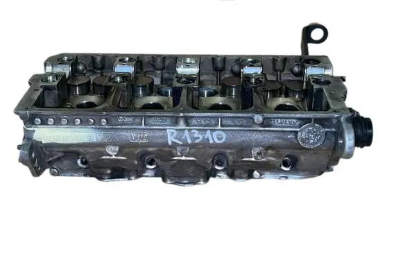 Volkswagen Golf V Engine head 038103373R