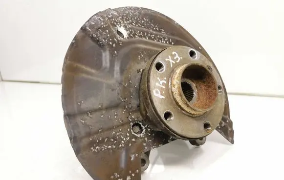 BMW X3 E83 Front wheel hub spindle knuckle