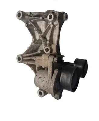 Mercedes-Benz Vito Viano W447 Generator/alternator bracket 117105124R