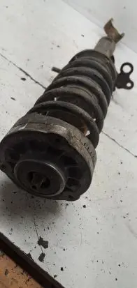 BMW 5 F10 F11 Front shock absorber with coil spring 139139 43400
