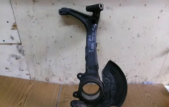 Volkswagen PASSAT B5.5 Front wheel hub spindle knuckle 8D0407258AM