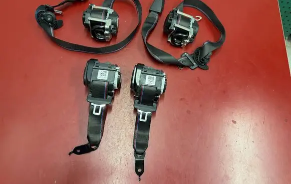 BMW X1 U11 Set of seat belts 9875727 9875728 9875720