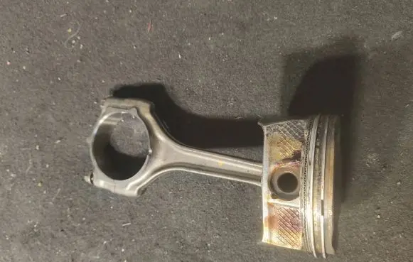 Dodge PickUp RAM SRT-10 Piston 96L64