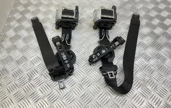 Audi A3 S3 8V Front seatbelt 8V5857705E 8V5857706E 8V0857819