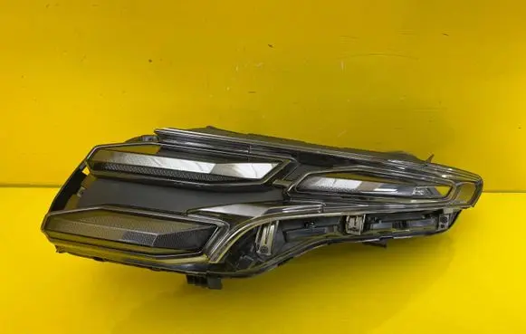 Hyundai Tucson TL Headlight/headlamp 92207N7600