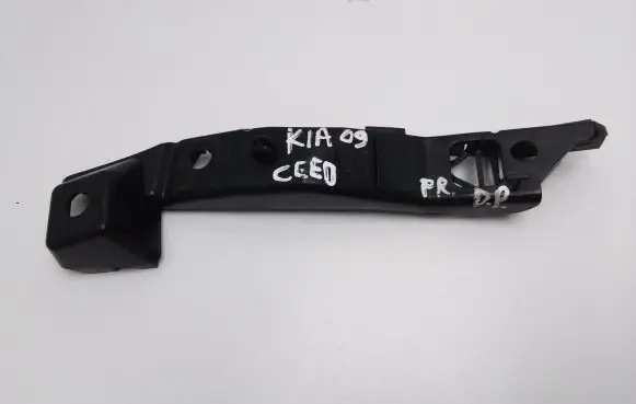 KIA Ceed Front bumper mounting bracket 865141H500