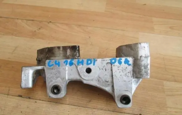 Citroen C4 I Picasso Engine mount bracket