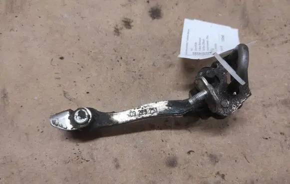 Opel Signum Rear door check strap stopper 09229751
