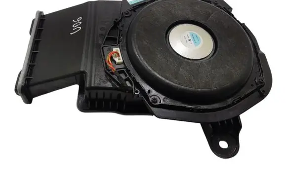 BMW 2 Active Tourer U06 Subwoofer speaker 5A052F8