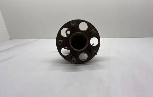 Toyota Prius (XW30) Rear wheel hub