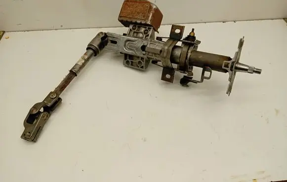 Toyota Corolla Verso AR10 Steering wheel axle