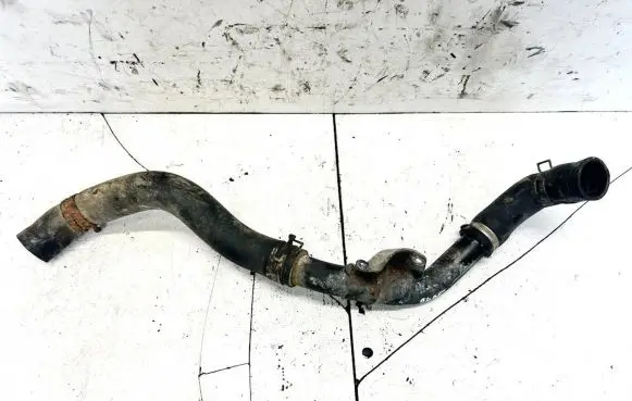 Suzuki SX4 Engine coolant pipe/hose