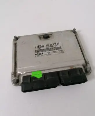 Volkswagen PASSAT B5.5 Engine control unit/module 038906019AT 0281010974