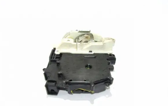 Citroen C-Crosser Front door lock