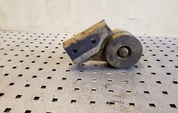 KIA Sorento Rear differential mounting bracket 