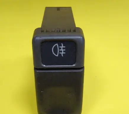 Fog light switch