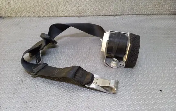 Ford Galaxy Third row seat belt 