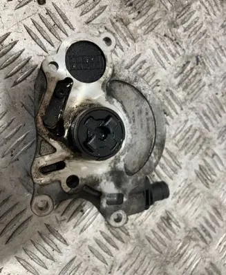 Skoda Superb B6 (3T) Vacuum pump 03L145207