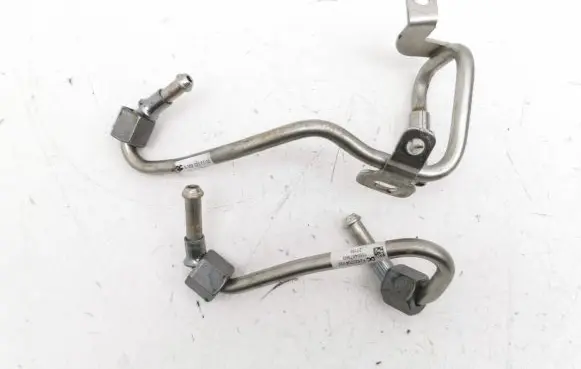 Nissan Qashqai J12 Fuel injector supply line/pipe 166848796R 164455250R