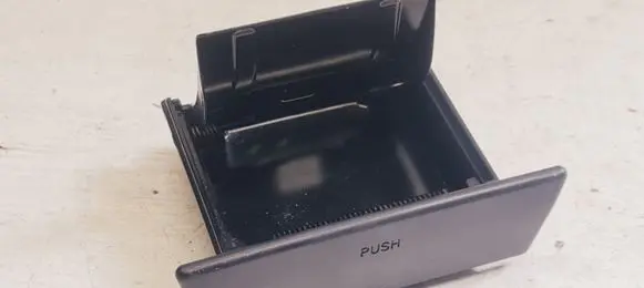 Ashtray (front)