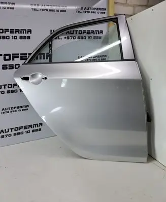 KIA Picanto Rear door