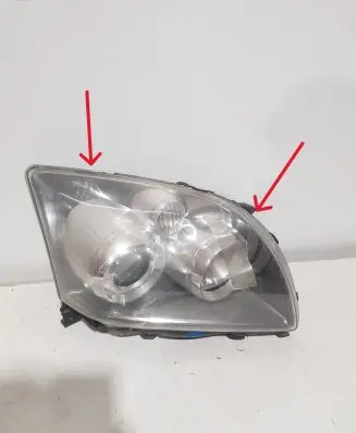 Toyota Avensis T250 Headlight/headlamp 35108