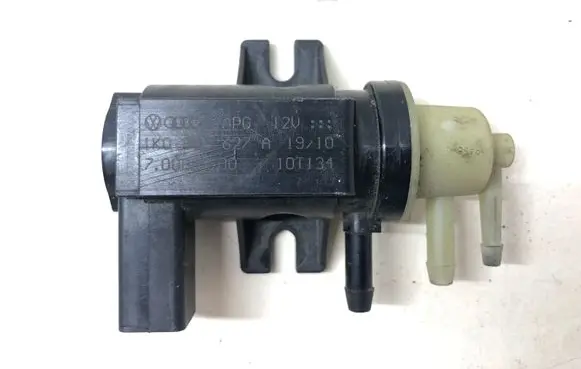 Skoda Superb B6 (3T) Turbo solenoid valve 1K0906627A