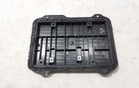 Mercedes-Benz GLE W167 Battery box tray cover/lid A1676191600