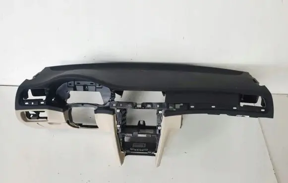 Skoda Superb B6 (3T) Dashboard