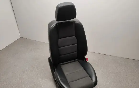 Front passenger seat