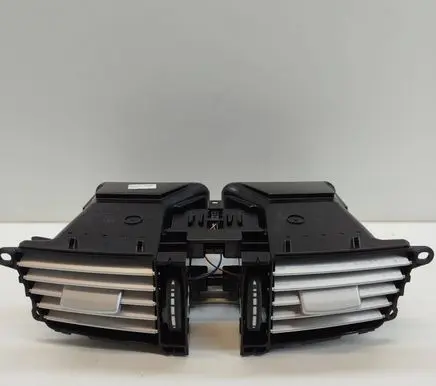 Mercedes-Benz E W212 Dash center air vent grill A2128302854