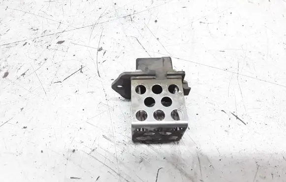 Renault Scenic I Coolant fan relay 8200045088