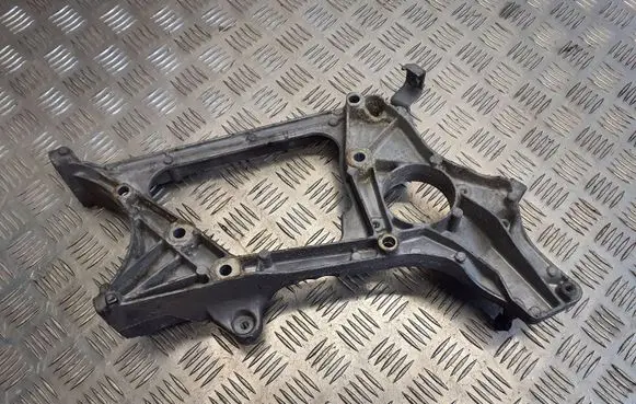 Mercedes-Benz C W204 Fuel pump bracket A6512012009 GD01784