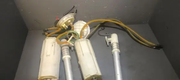 Audi A8 S8 D3 4E In-tank fuel pump 4E0919679A 3D0919679