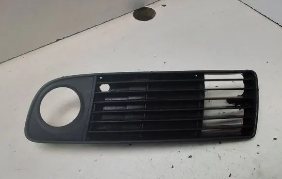 Audi A6 S6 C5 4B Front bumper lower grill 4B0807681S