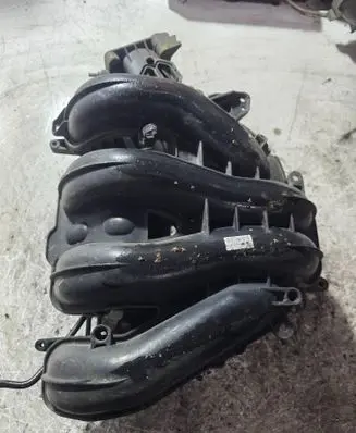 Mazda 5 Intake manifold 