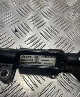 Ford Mondeo Mk III Fuel main line pipe 2S7Q9D280AE