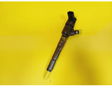 Fuel injector