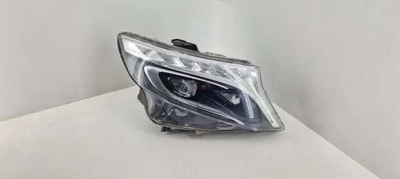 Mercedes-Benz Vito Viano W447 Headlight/headlamp A4479064700