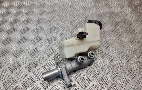 Ford Focus Master brake cylinder JX612140C