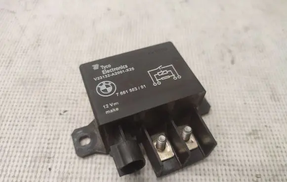 BMW X5 E70 Ignition relay 7661503 61367661503 61366901819
