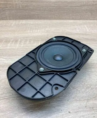 BMW 5 F10 F11 Panel speaker 9239183 LEFTSIDE